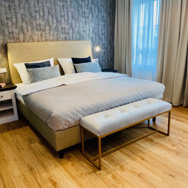 Larger Guest Room Hotel Tortuga Grafenwoehr