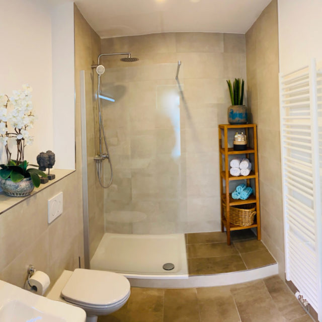 Larger Guest Room Hotel Tortuga Grafenwoehr