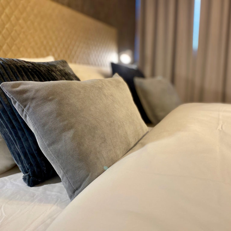 Larger Guest Room Hotel Tortuga Grafenwoehr